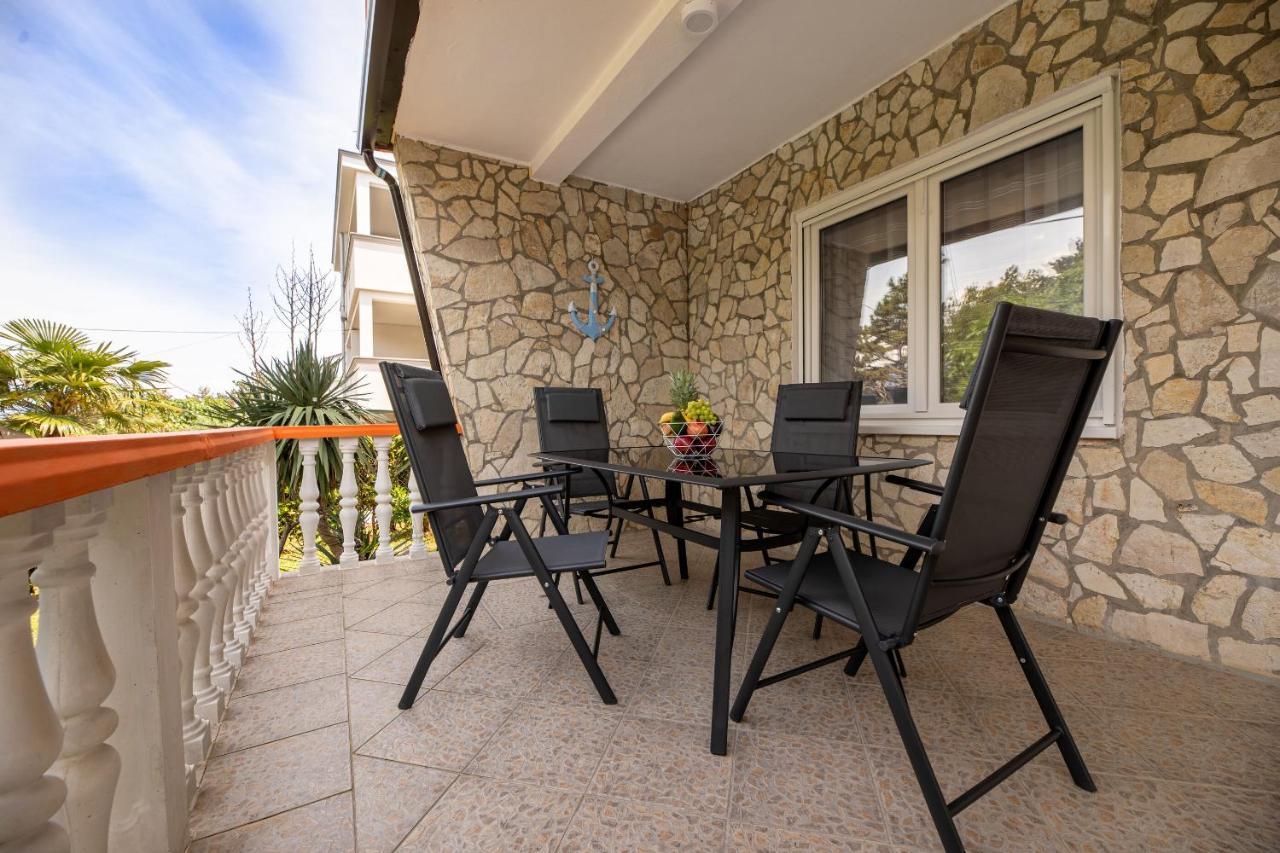 Apartments Vugrin Šilo 外观 照片